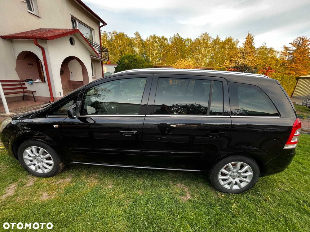 Opel Zafira - 3