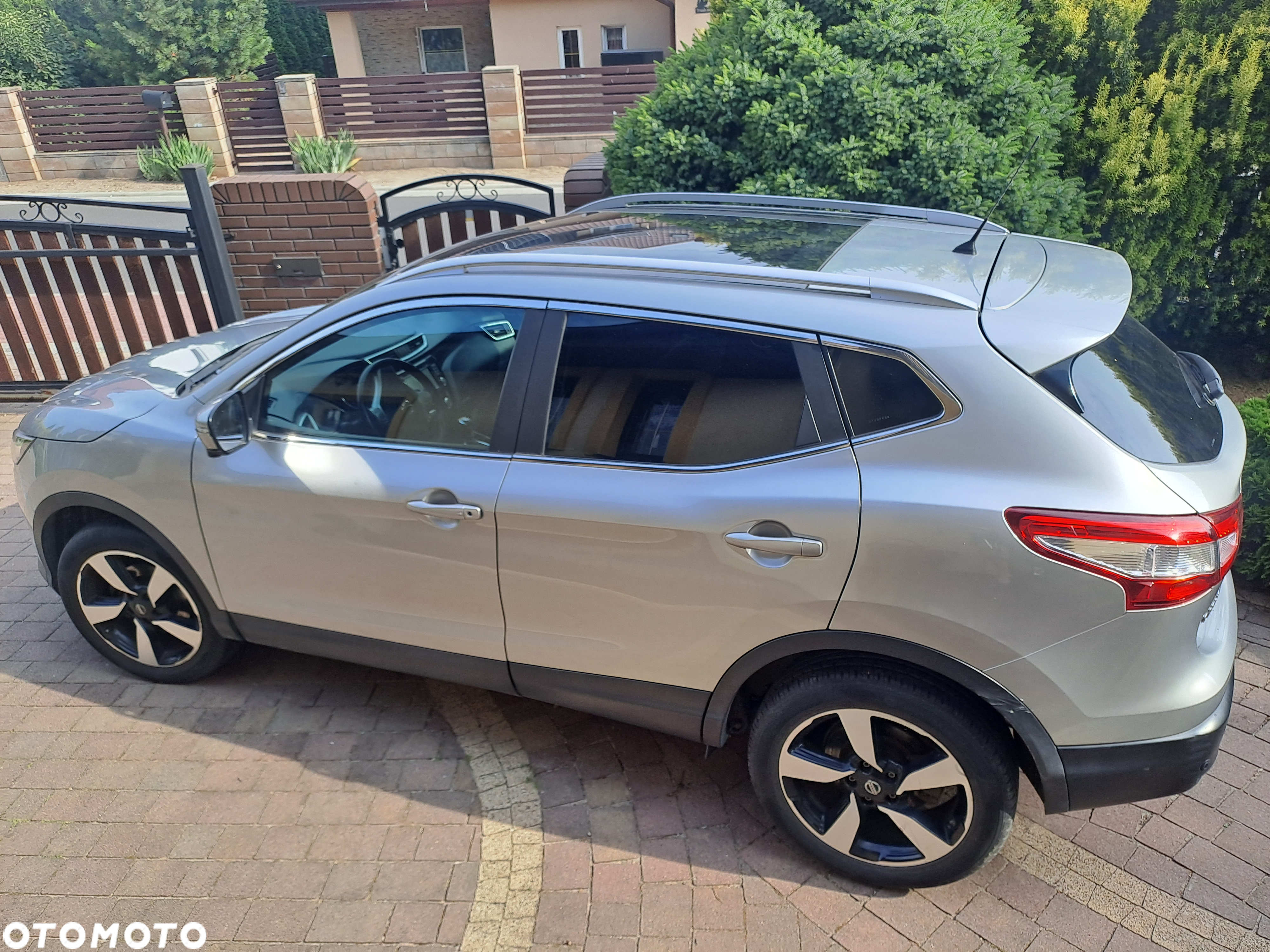 Nissan Qashqai 1.2 DIG-T N-Connecta - 5