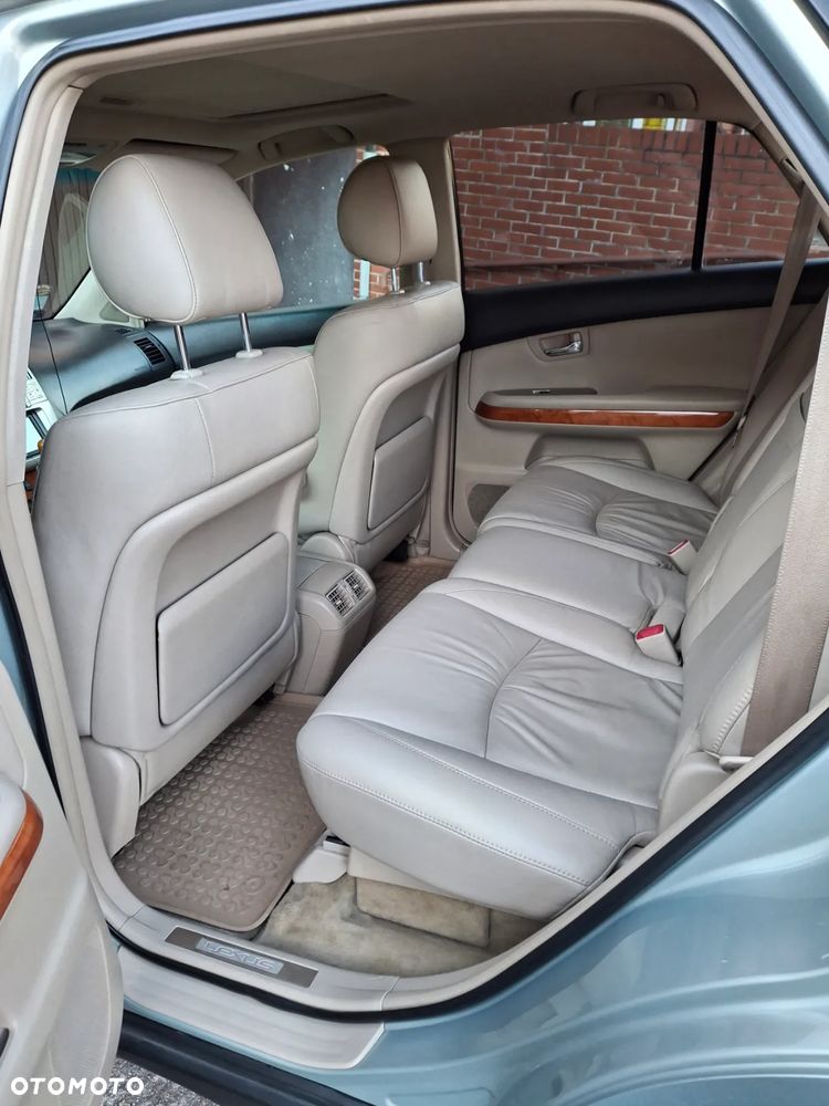 Lexus RX 400h (hybrid) - 12