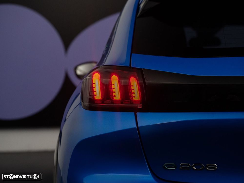 Peugeot e-208 50 kWh Allure Pack - 11