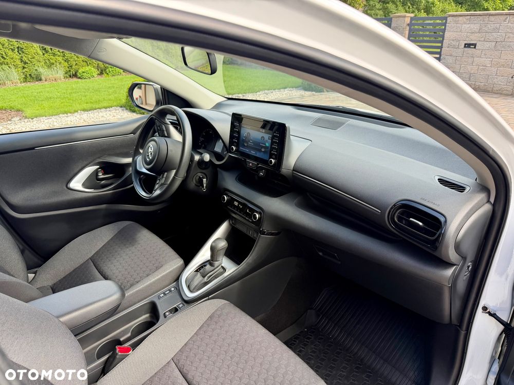 Toyota Yaris 1.5 VVT-i Comfort - 24