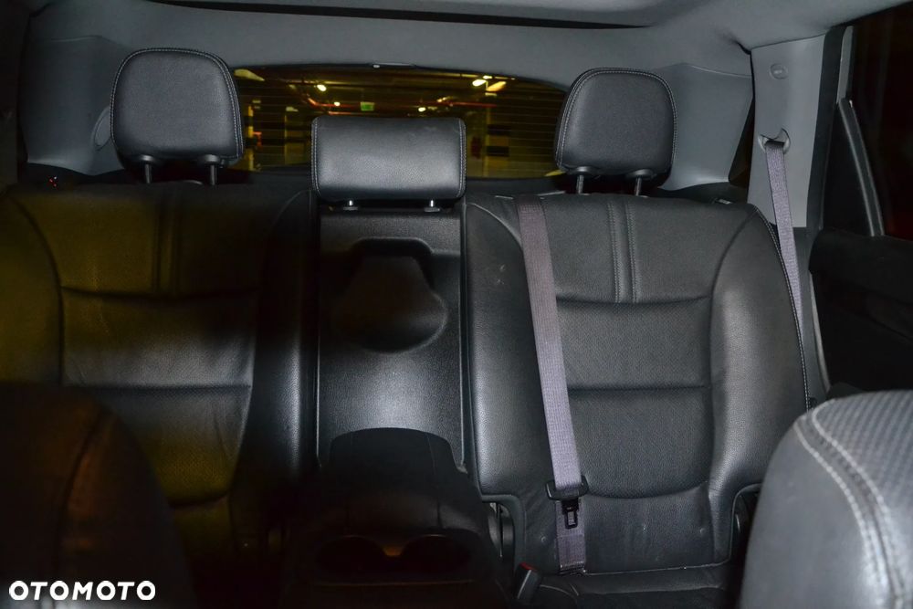 Kia Sorento - 9