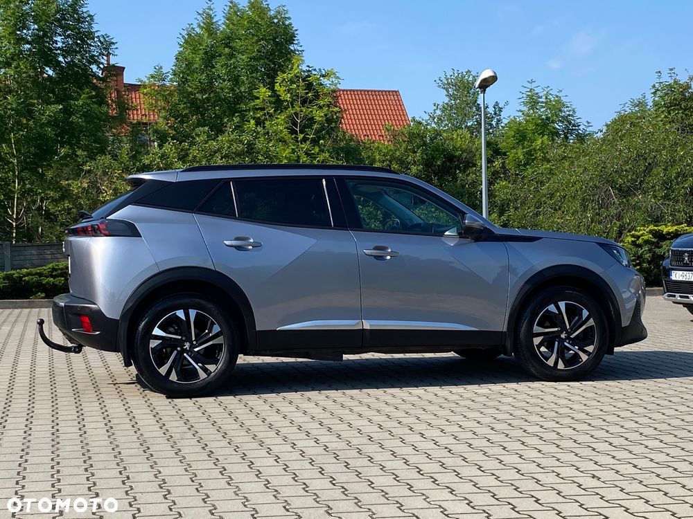Peugeot 2008 1.5 BlueHDi Allure S&S - 17