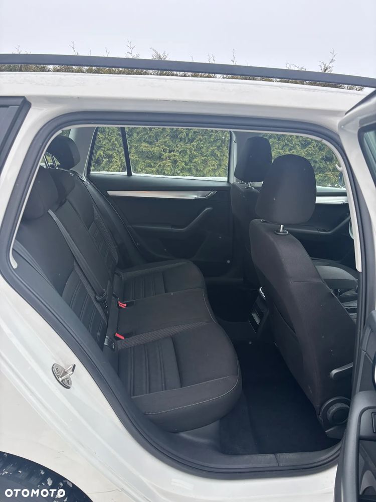 Skoda Octavia 1.6 TDI Ambition - 14