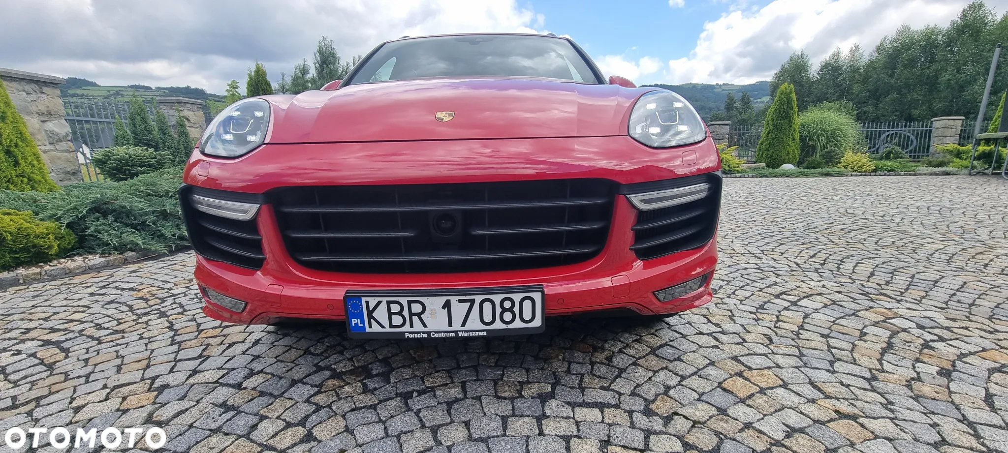 Porsche Cayenne GTS - 16