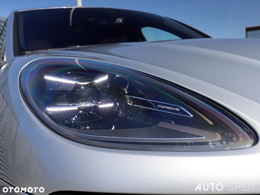 Porsche Macan Standard - 11