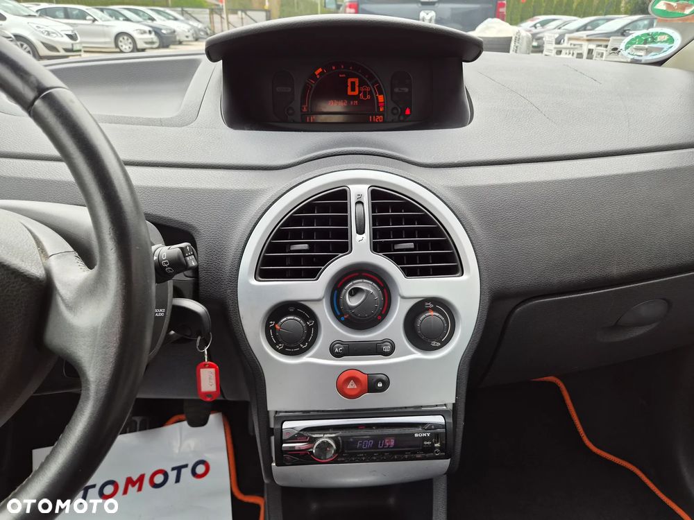 Renault Modus - 22