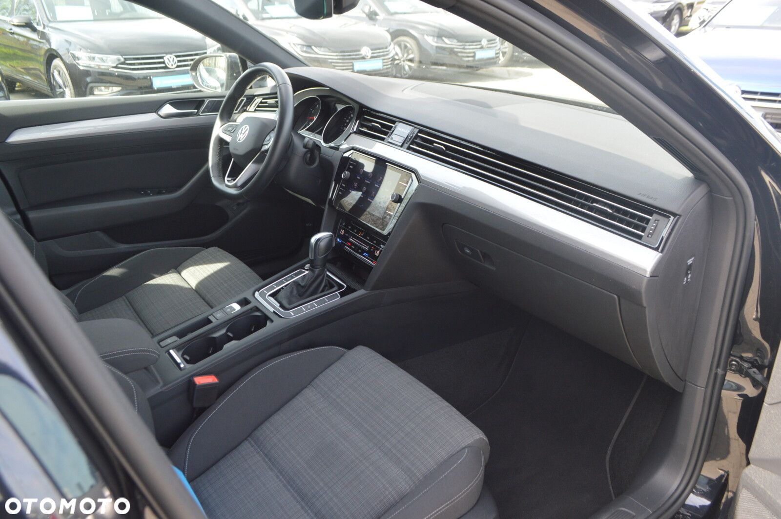 Volkswagen Passat 2.0 TSI Business DSG - 26
