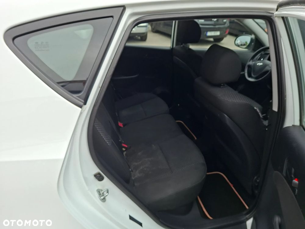 Hyundai i30 1.4 Blue Classic - 8