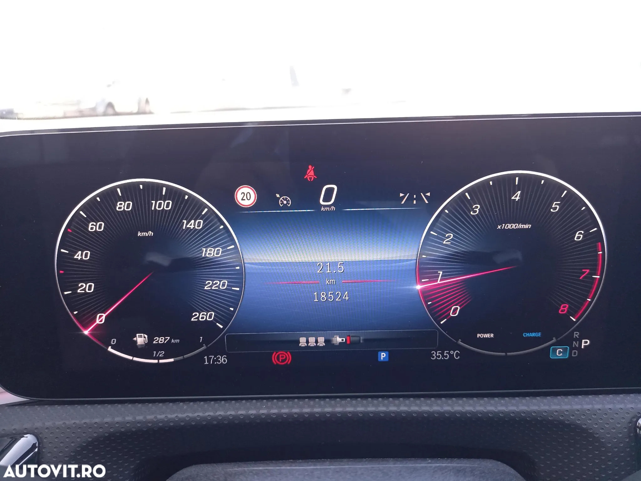 Mercedes-Benz CLA - 11