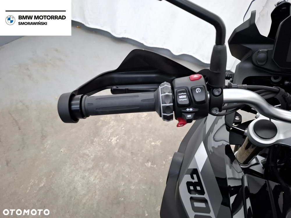 BMW F - 9
