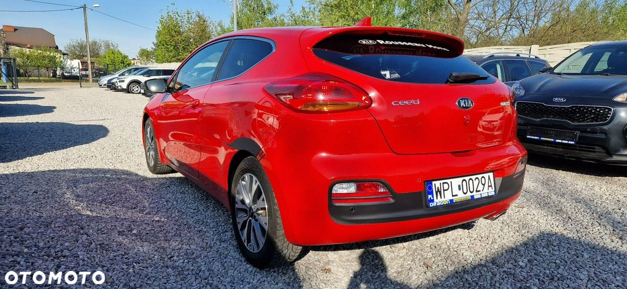 Kia ProCeed - 8