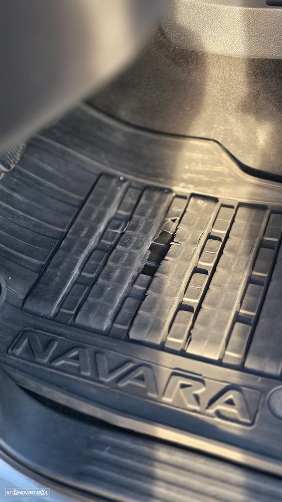 Nissan Navara 2.3 dCi CD 4WD Tekna - 29