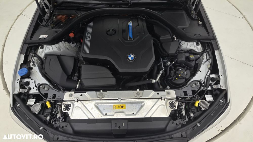 BMW Seria 3 - 24