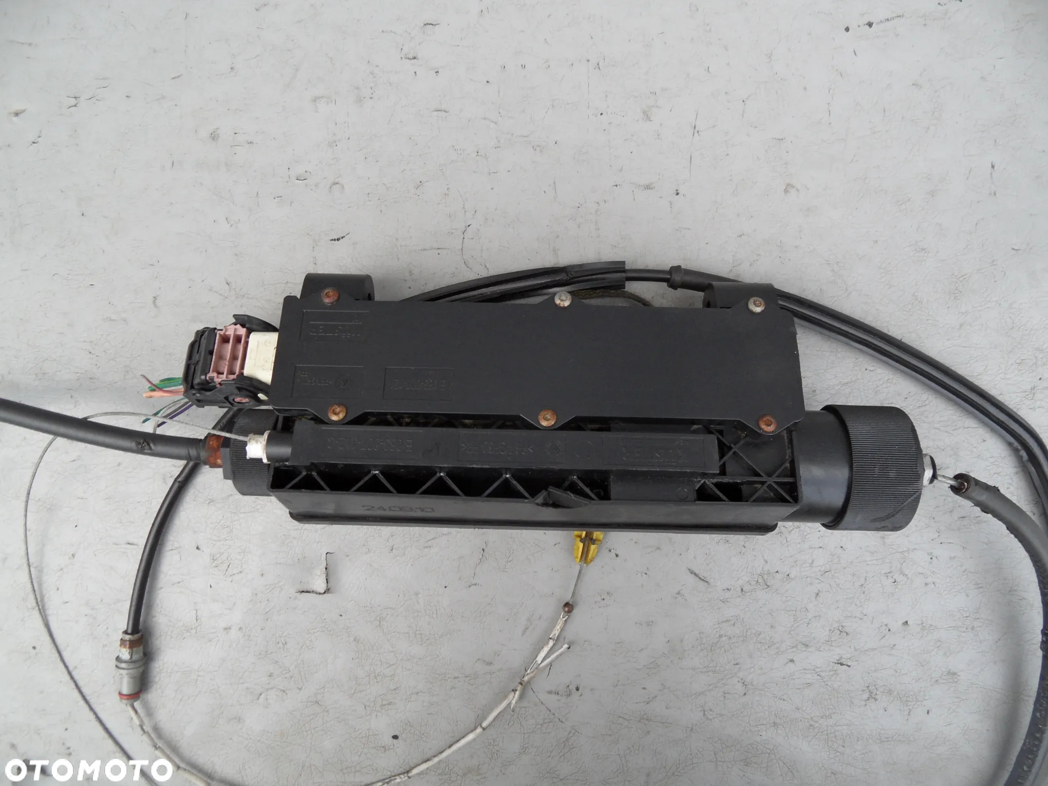 MECHANIZM HAMULCA RĘCZNEGO CITROEN C5 III X7 - 3