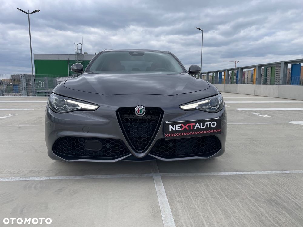 Alfa Romeo Giulia 2.0 Turbo Veloce Q4 - 4