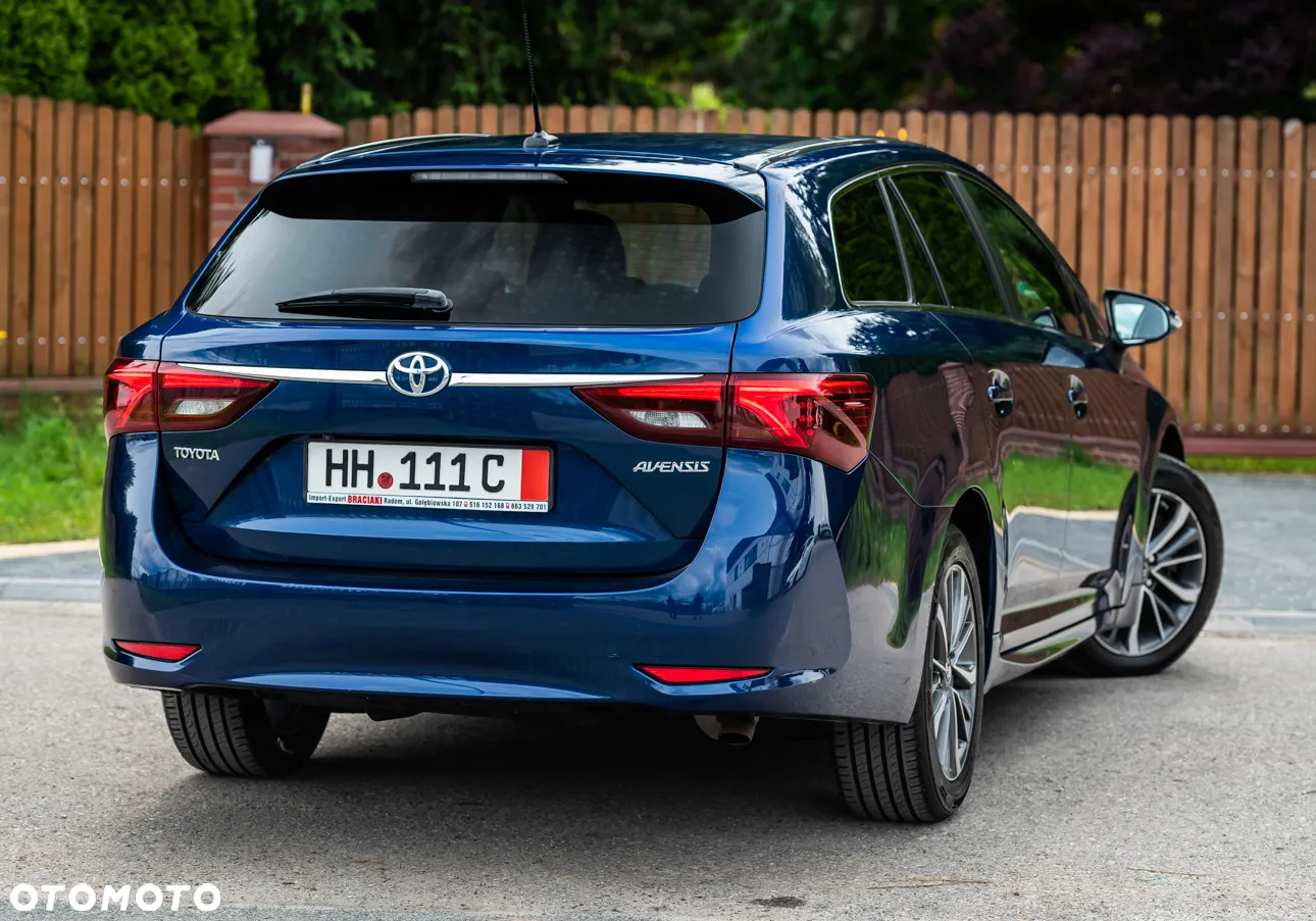 Toyota Avensis 2.0 D-4D Premium - 12