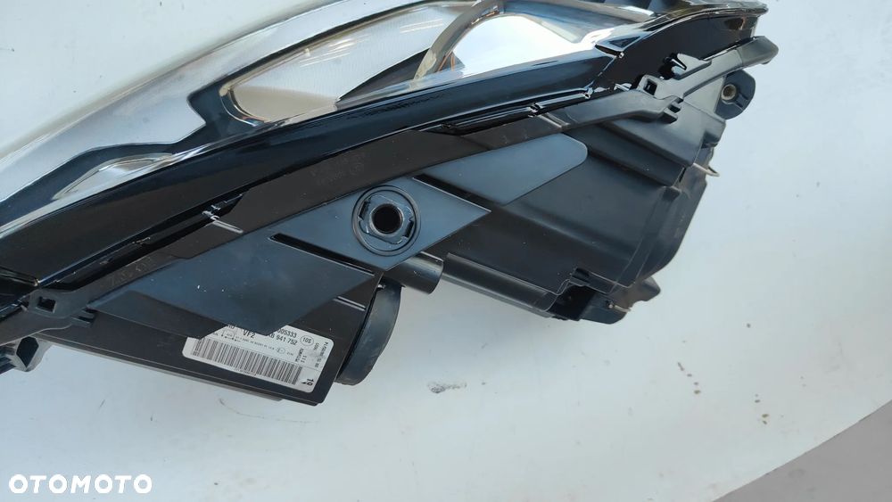 Lampa Prawa Bi Xenon skrętny VW passat B7 R19 Europa - 5