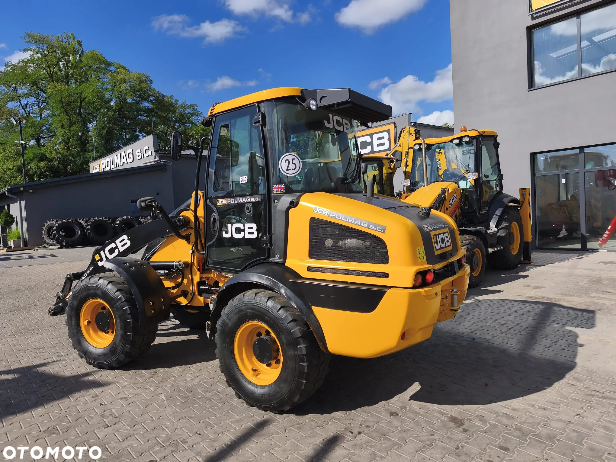 JCB 409 - 8