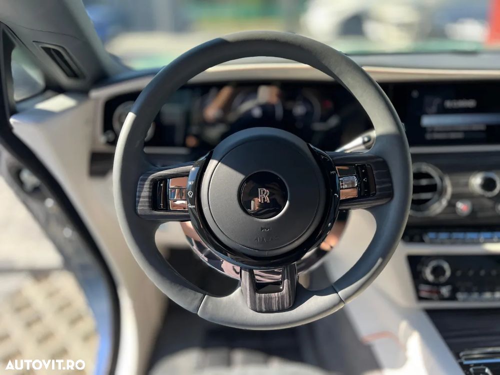 Rolls-Royce Spectre - 22