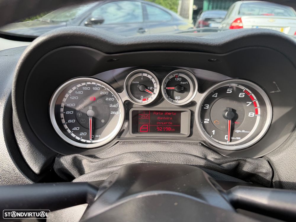 Alfa Romeo MiTo 0.9 T TwinAir Distinctive - 10