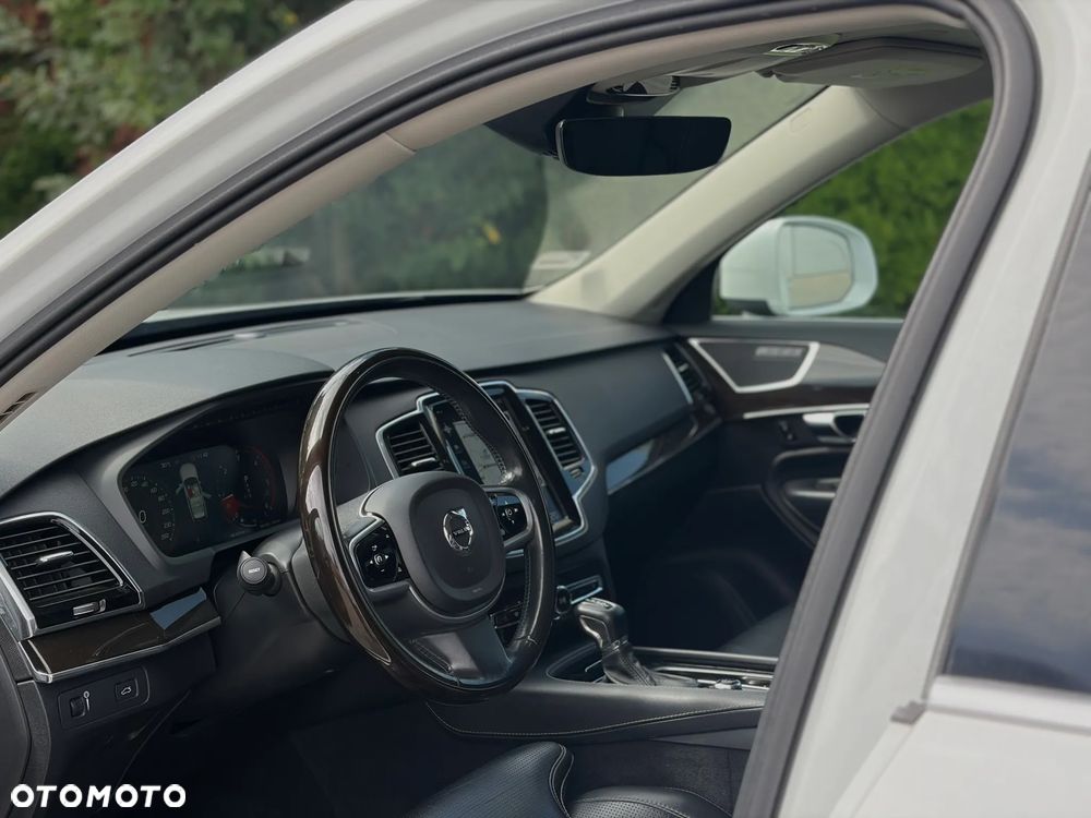 Volvo XC 90 D5 SCR AWD Inscription - 10