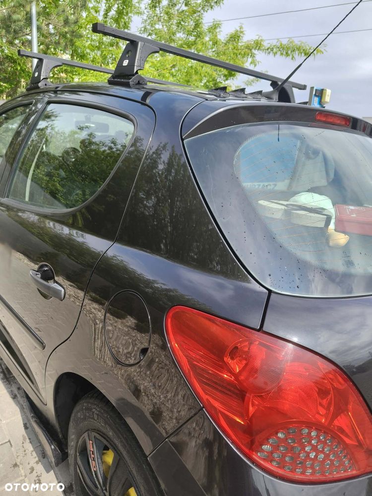 Peugeot 207 - 3