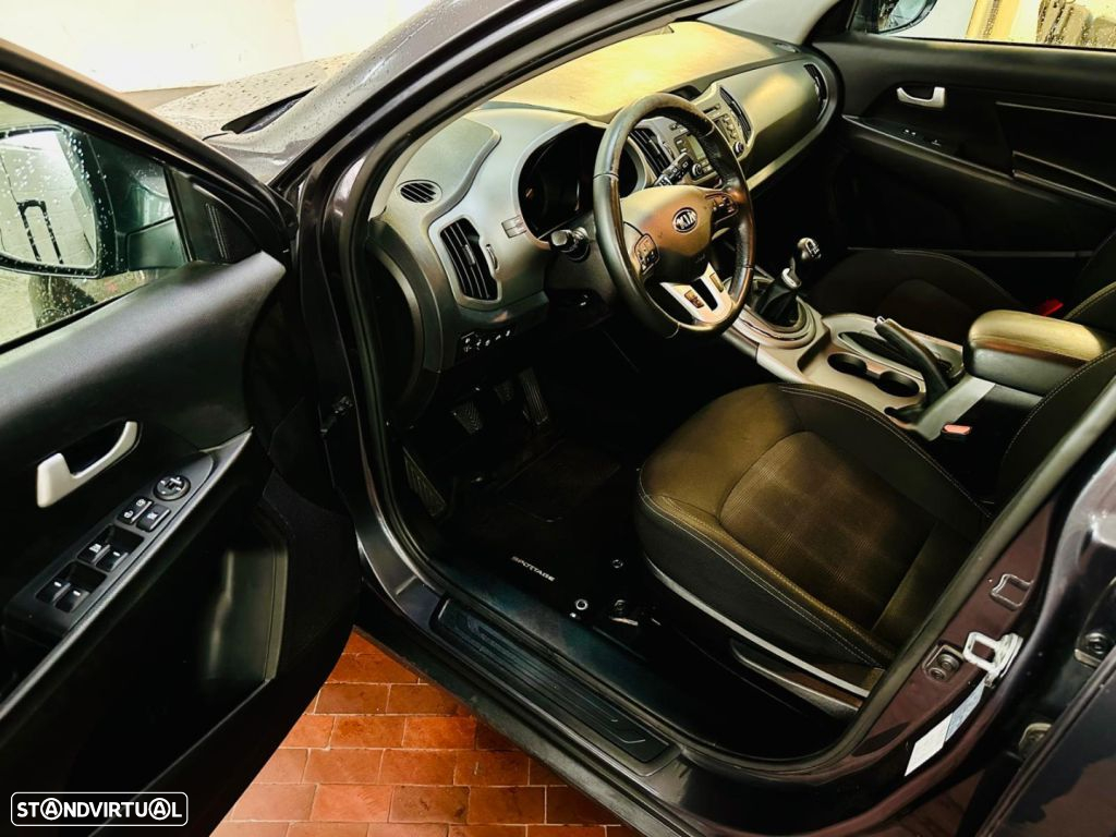Kia Sportage 1.7 CRDI ISG Silver - 5