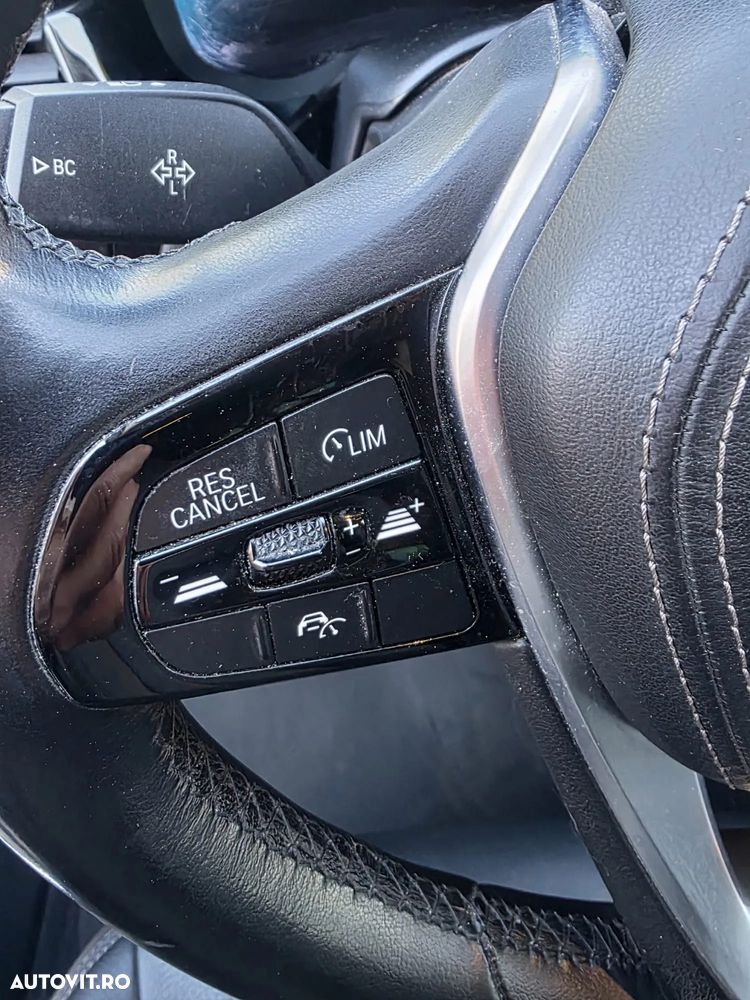 BMW Seria 5 520d xDrive AT - 19