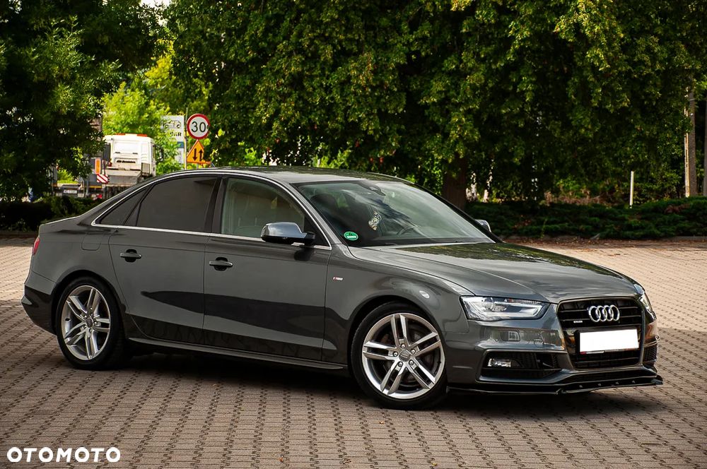 Audi A4 Limousine 1.8 TFSI quattro S line Sportpaket - 4
