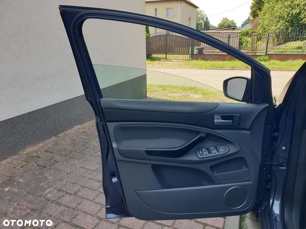 Ford Kuga 2.0 TDCi Titanium S - 22
