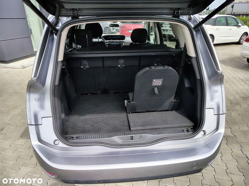 Citroën C4 Grand Picasso - 11