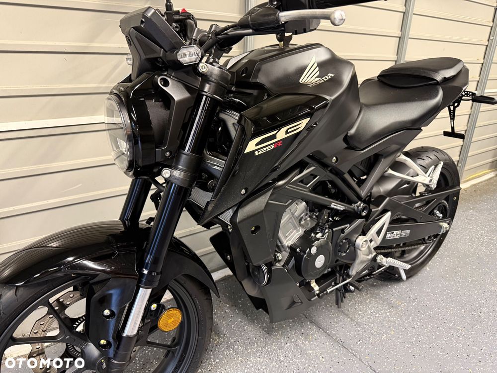 Honda CB - 17