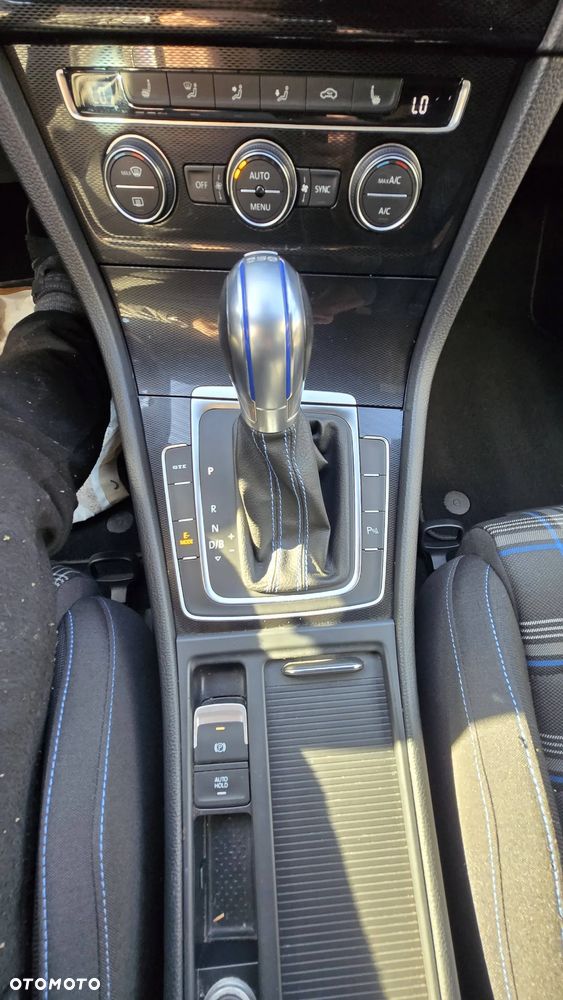 Volkswagen Golf 1.4 GTE Plug-In-Hybrid DSG - 28