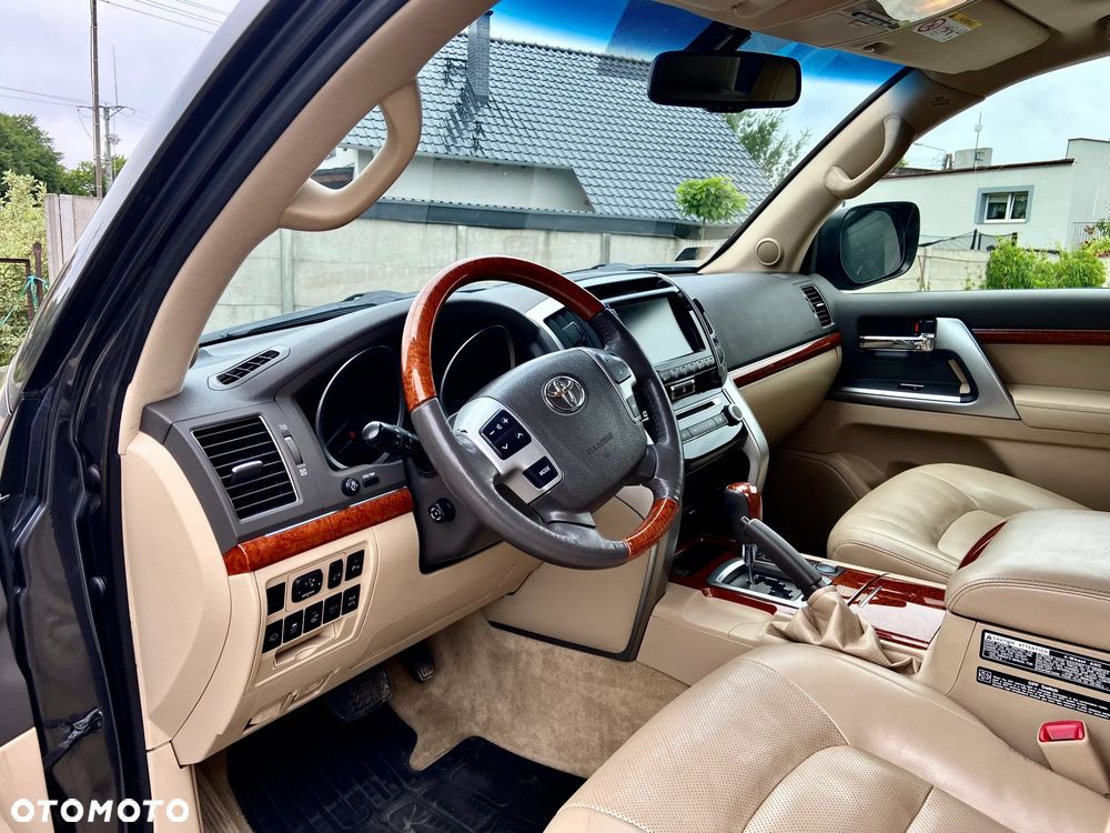 Toyota Land Cruiser LC 4.5 D-4D Prestige Executive 7os - 8
