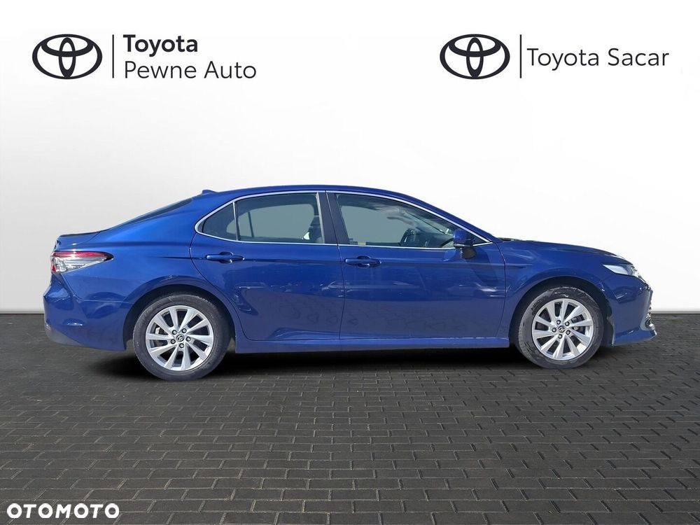 Toyota Camry 2.5 Hybrid Comfort CVT - 4