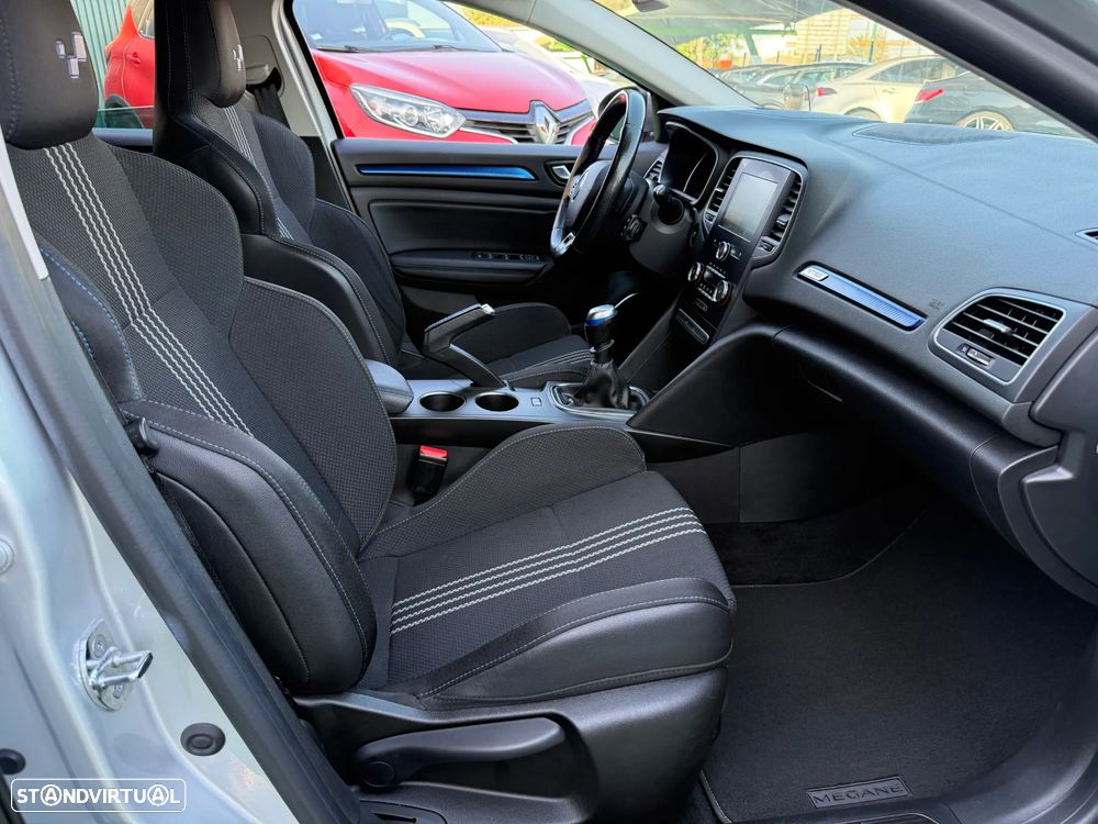 Renault Mégane Sport Tourer 1.5 Blue dCi GT Line - 32
