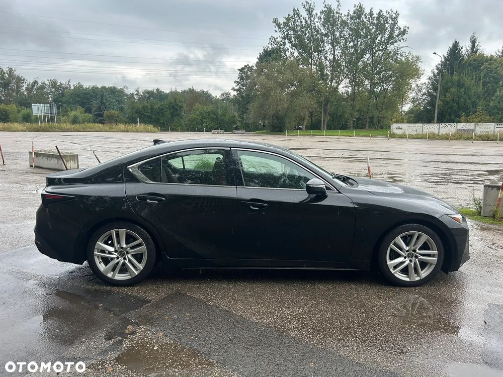 Lexus IS - 3