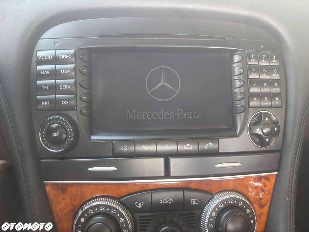 Mercedes-Benz SL 350 7G-TRONIC - 31