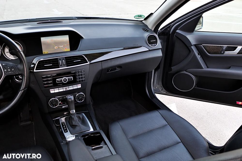 Mercedes-Benz C 220 CDI DPF Automatik Avantgarde - 26