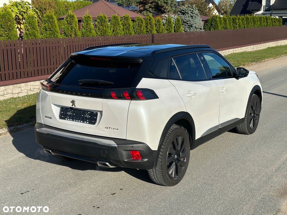 Peugeot 2008 - 11
