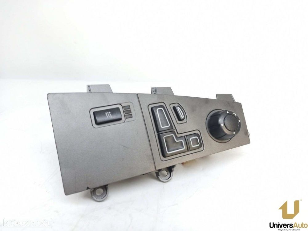 CONTROLE DE AJUSTE DO ASSENTO BMW SERIE 7 (E65/E66) 740D - 5
