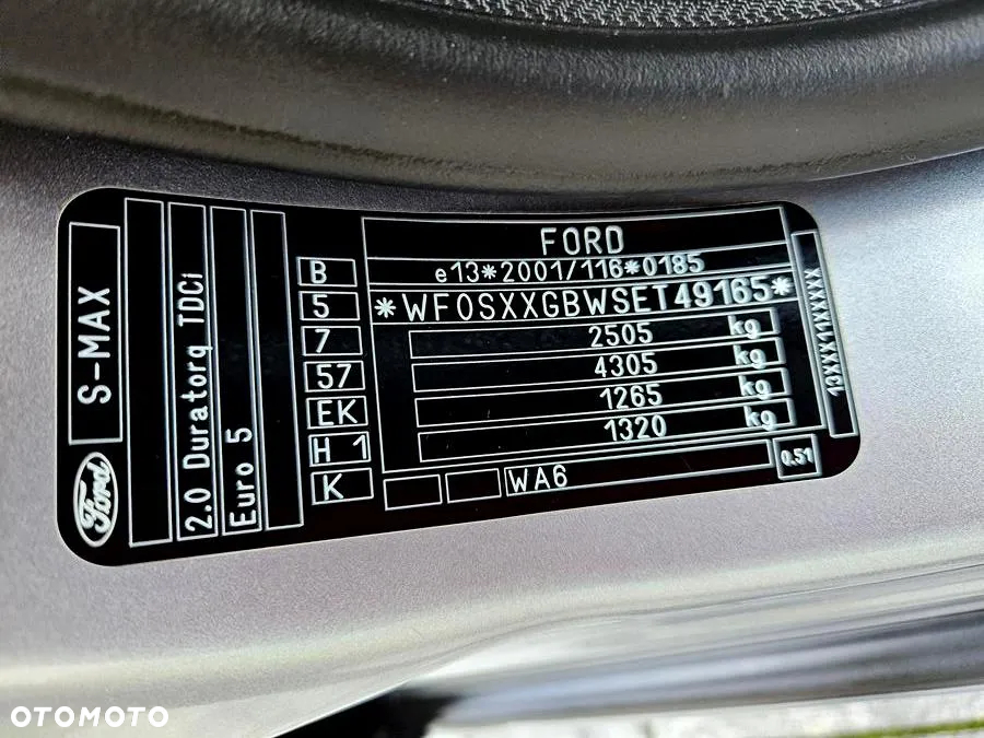 Ford S-Max 2.0 TDCi DPF Titanium - 32