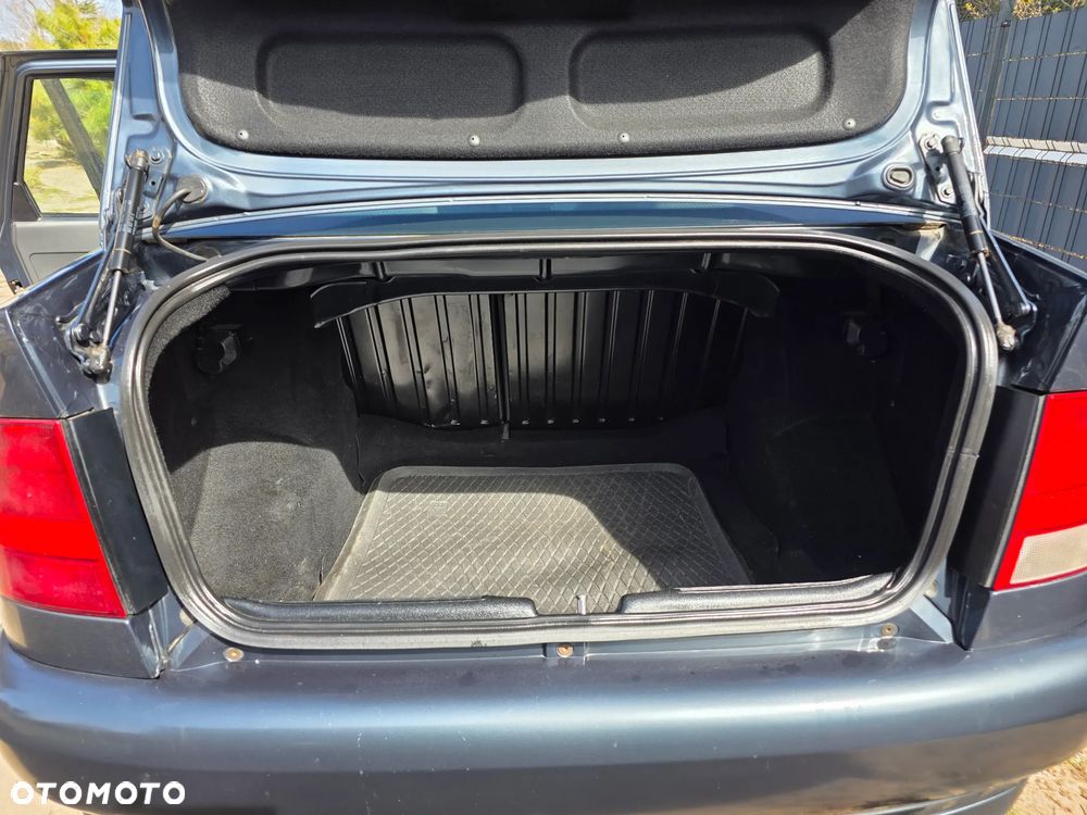 Volkswagen Polo 1.4 Basis - 8