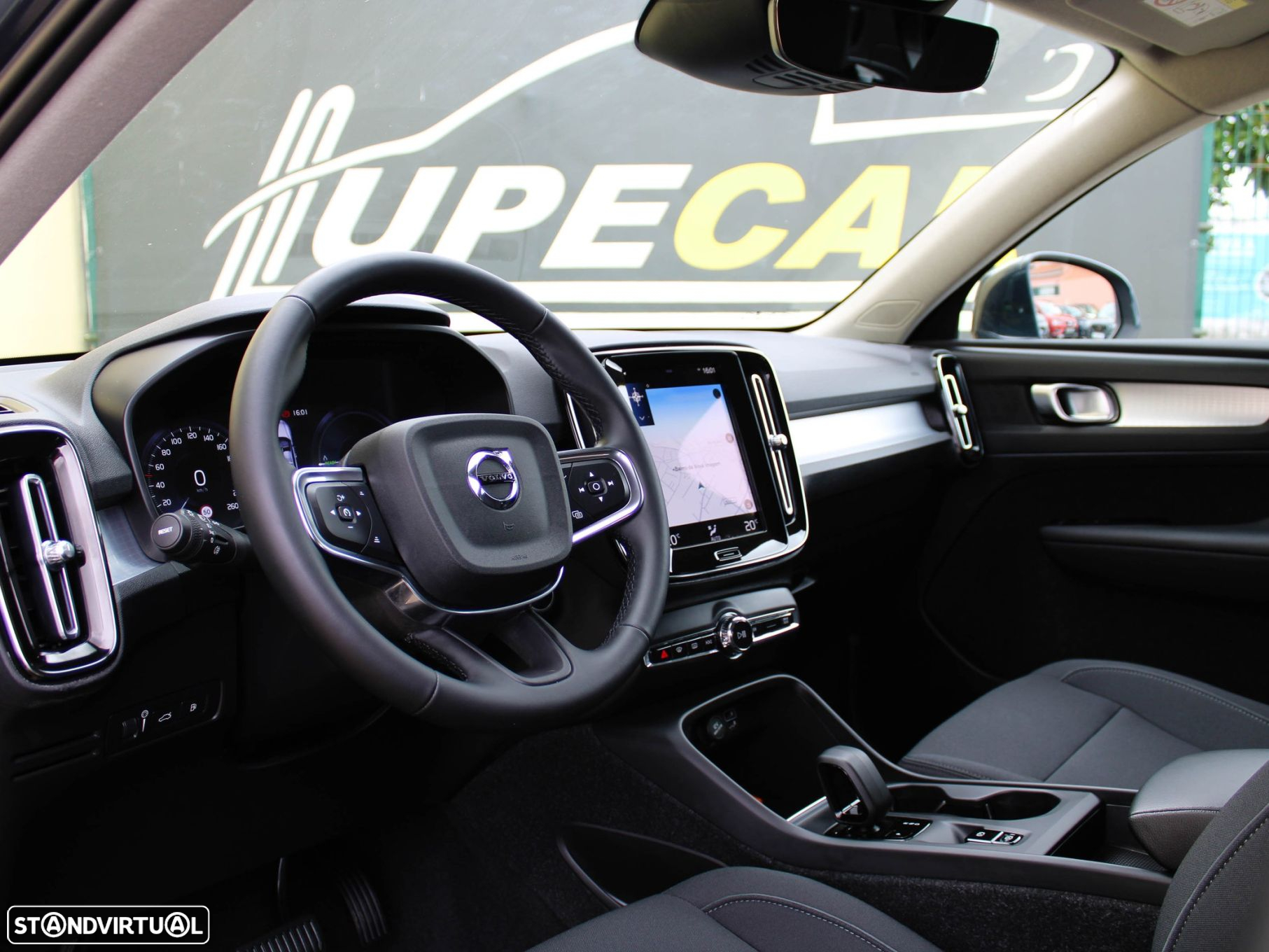 Volvo XC 40 1.5 T4 PHEV Inscription Expression - 29