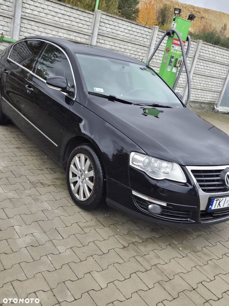 Volkswagen Passat 2.0 TDI DPF Comfortline - 14