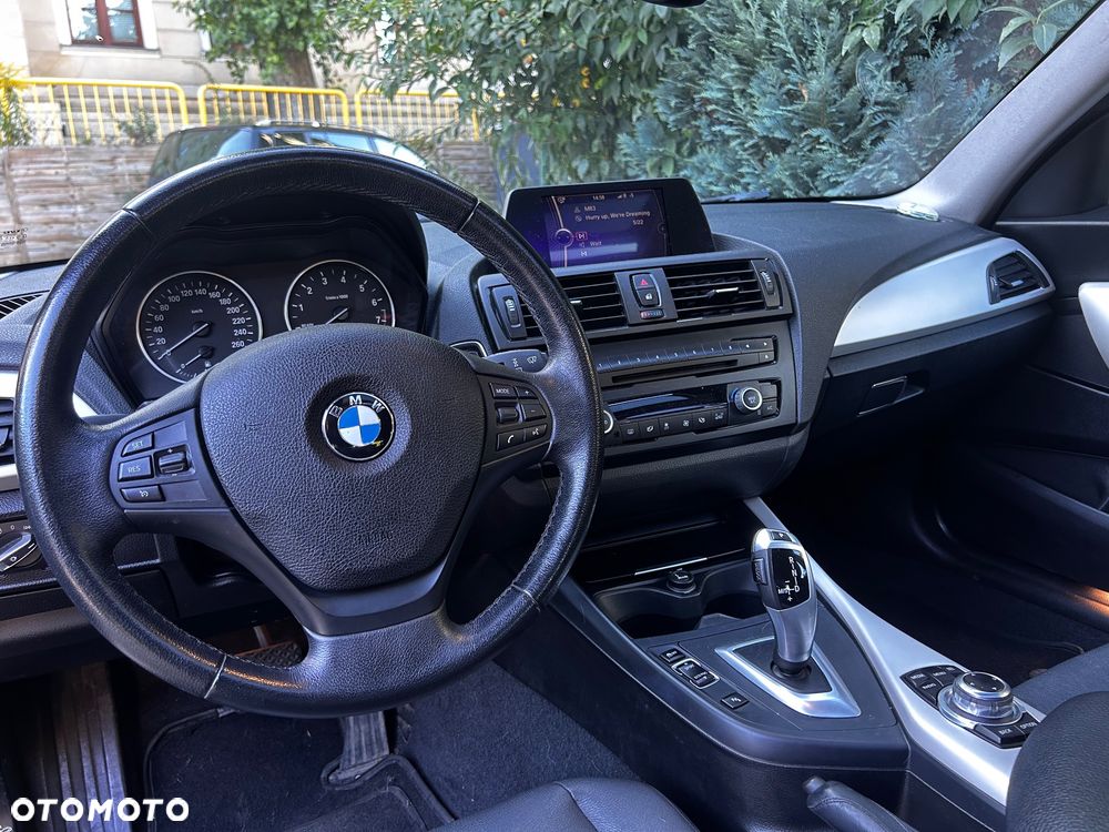 BMW Seria 1 118i Sport Line - 9