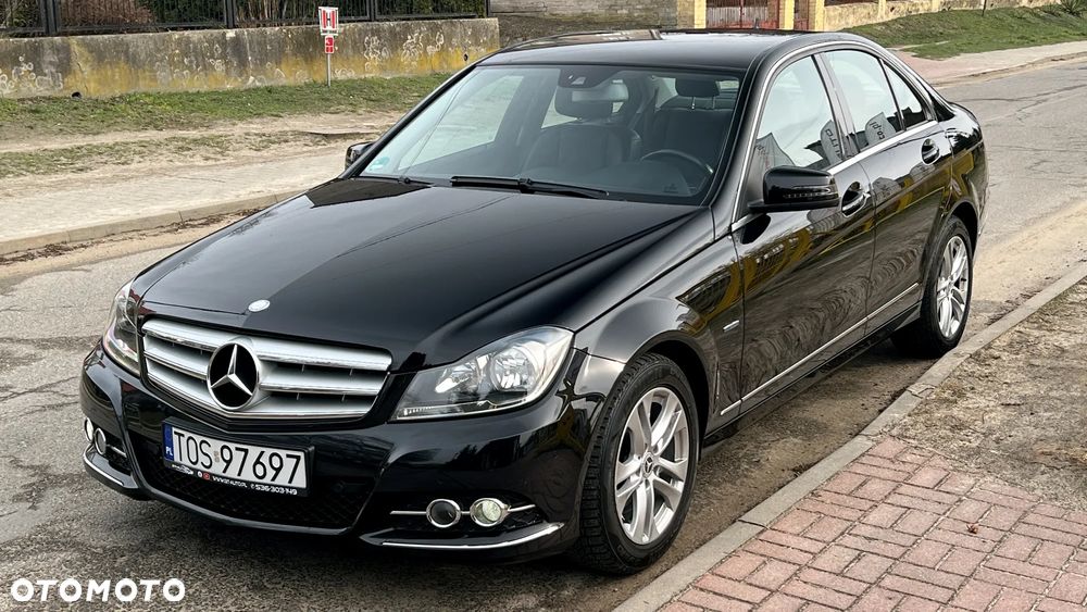 Mercedes-Benz Klasa C 180 BlueEFFICIENCY 7G-TRONIC Avantgarde - 13