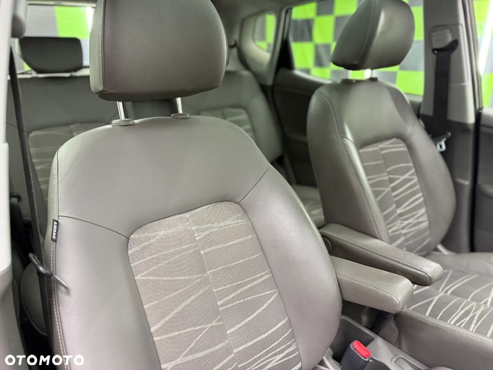 Kia Venga 1.6 CVVT Platinum Edition - 19