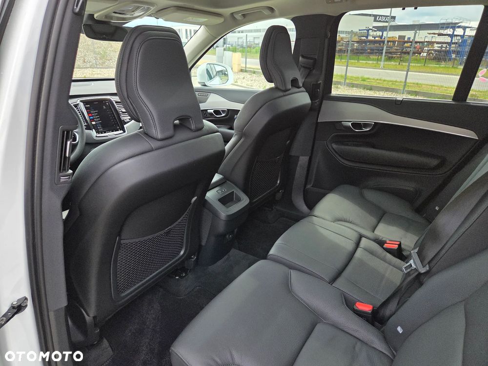 Volvo XC 90 B5 D AWD Plus Bright - 26